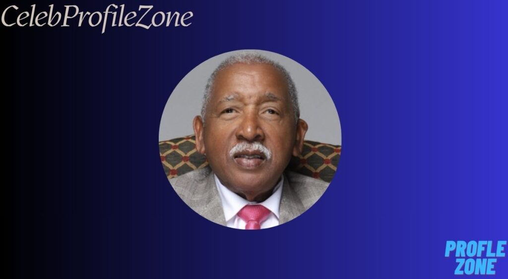 Born, Age & Net Worth